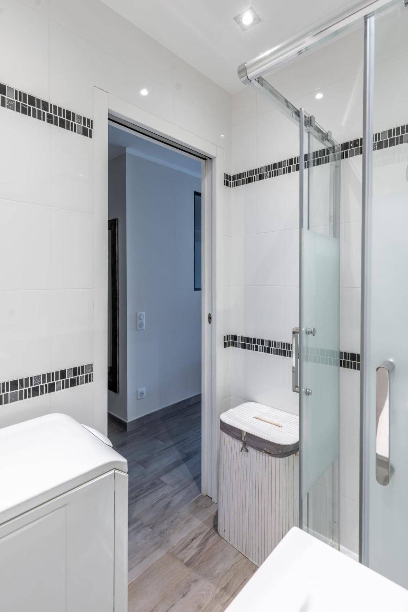 Fabuleux Appartement 2 Personnes Au Coeur De Menton, Climatise Et Proche Gares Routiere Et Sncf Exterior photo